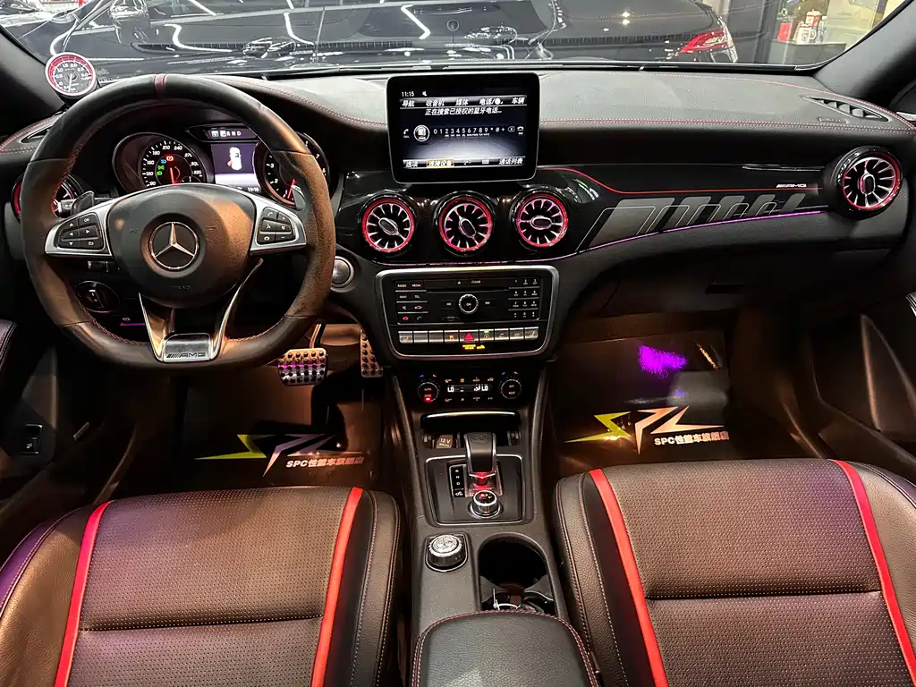 Mercedes-Benz GLA AMG — фото 10
