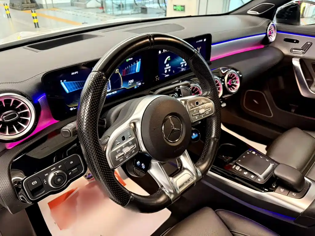 Mercedes-Benz A-Class AMG — фото 14
