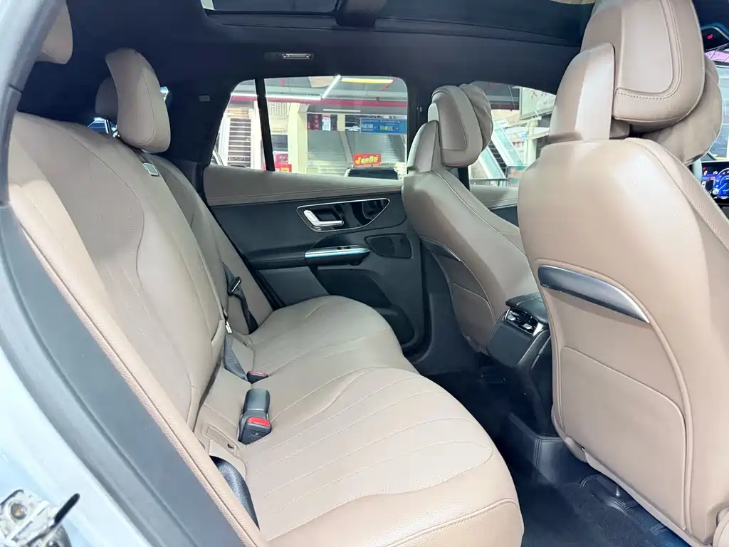 Mercedes-Benz EQE SUV — фото 10