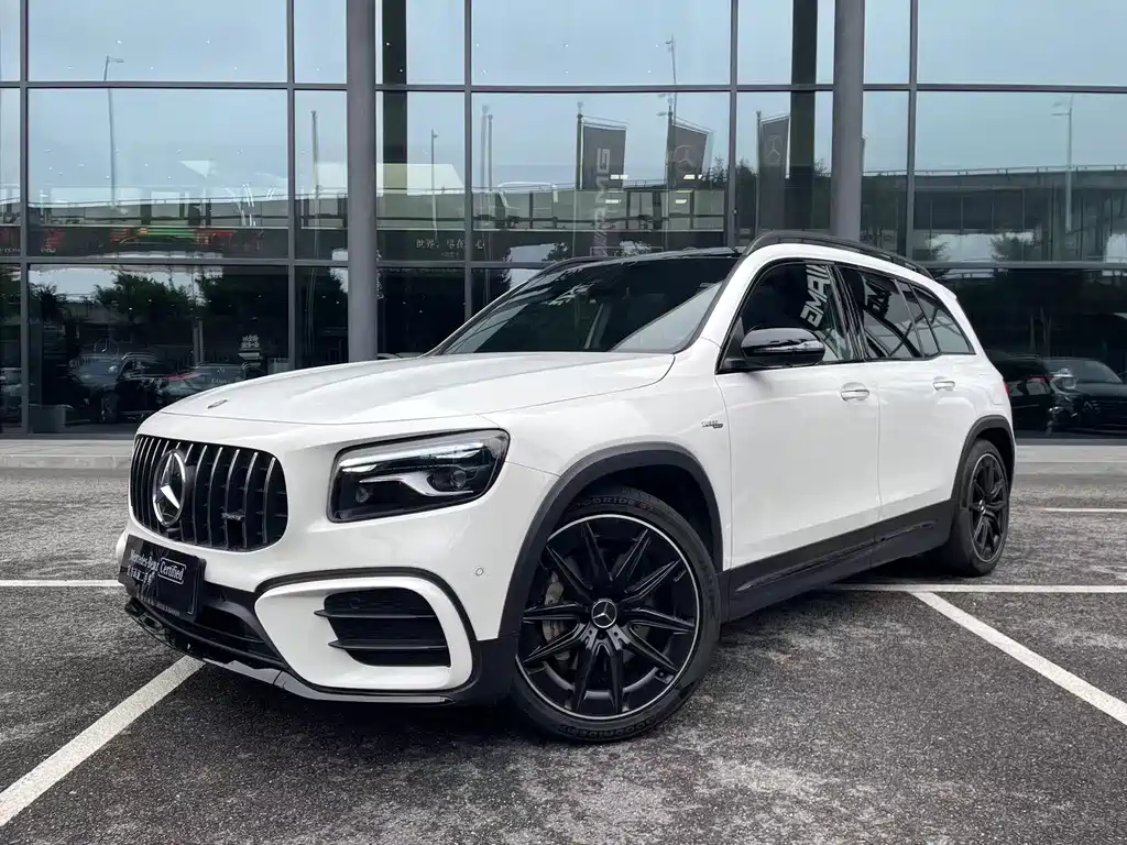 Mercedes-Benz GLB AMG — фото 3