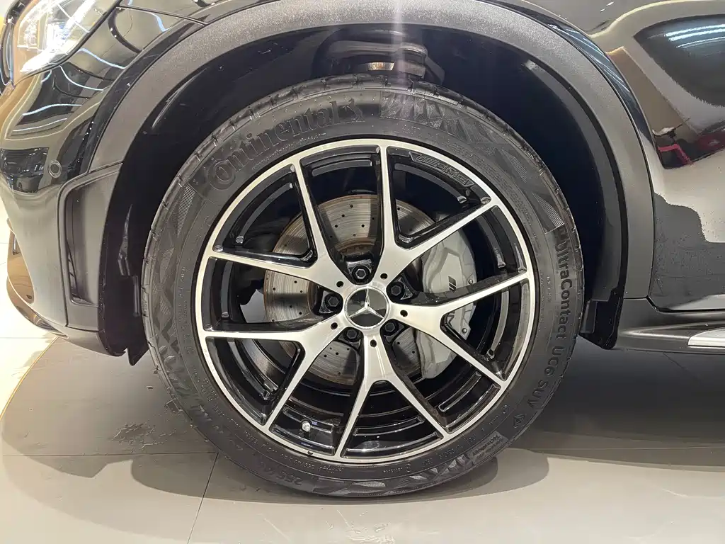 Mercedes-Benz GLC Coupe AMG — фото 13