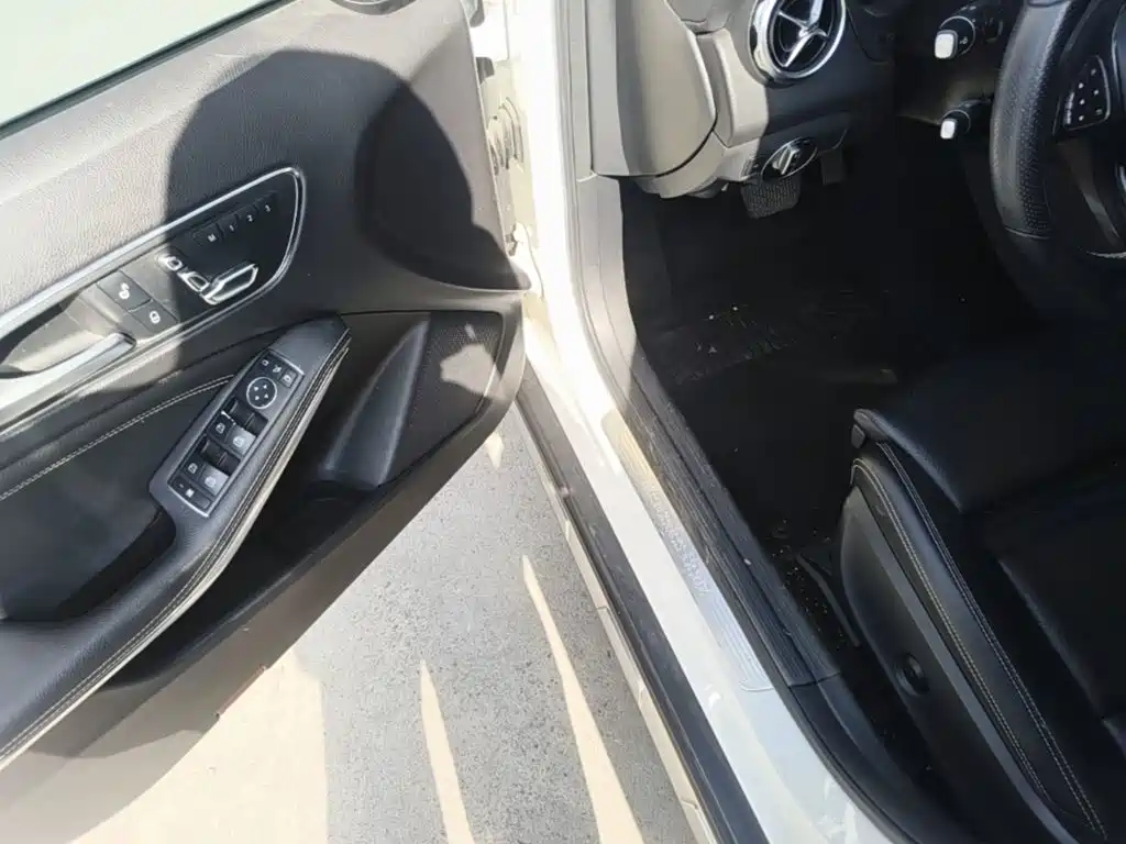 Mercedes-Benz GLA — фото 16
