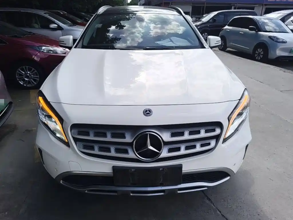 Mercedes-Benz GLA — фото 3