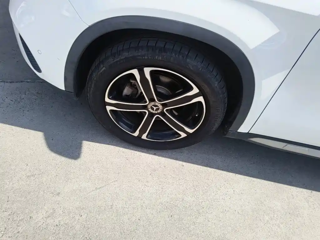 Mercedes-Benz GLA — фото 23