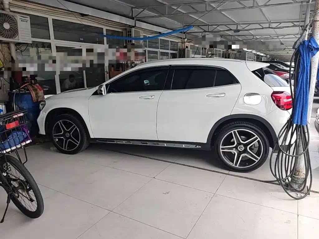Mercedes-Benz GLA — фото 5