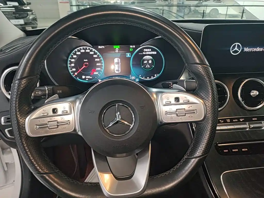 Mercedes-Benz C-Class — фото 11