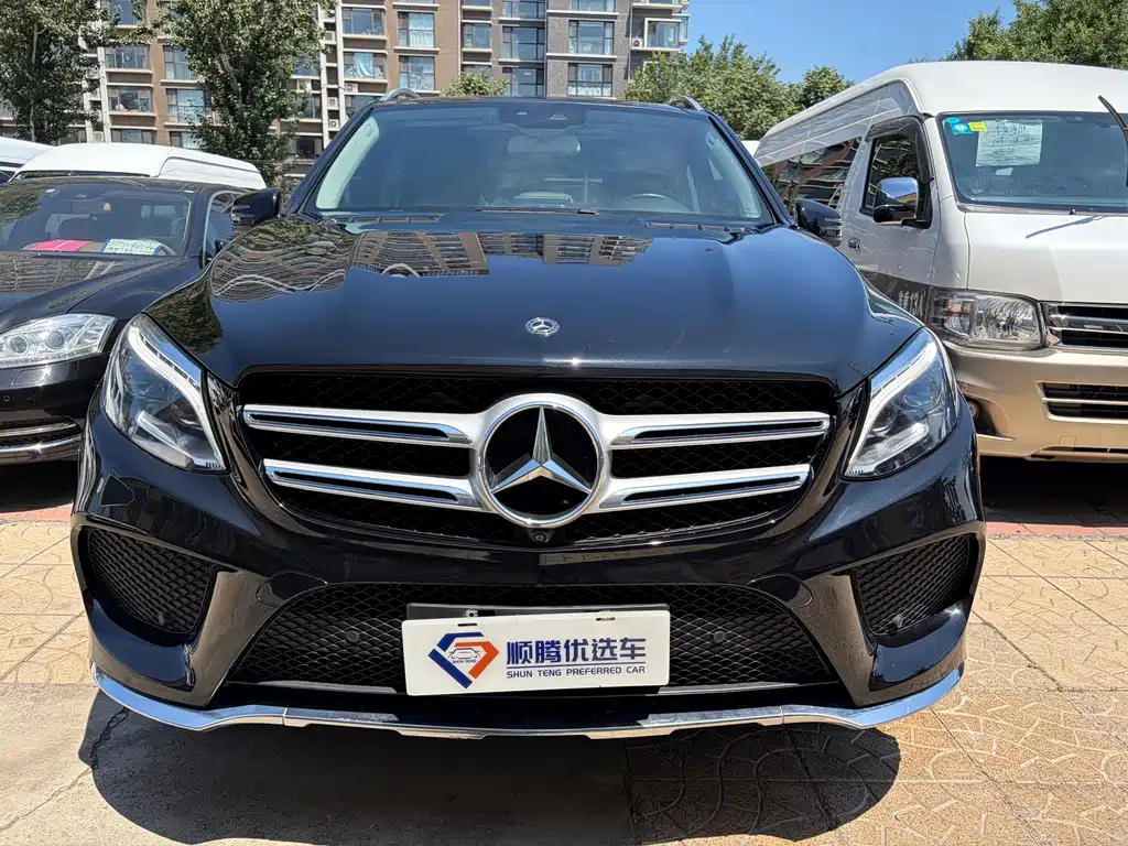 Mercedes-Benz GLE (Import) — фото 2