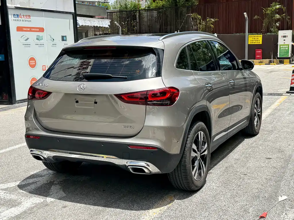 Mercedes-Benz GLA — фото 3