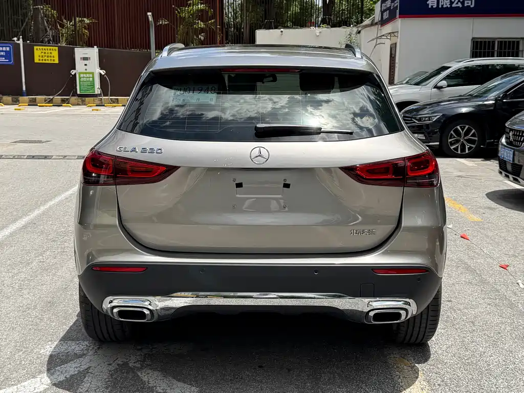 Mercedes-Benz GLA — фото 4