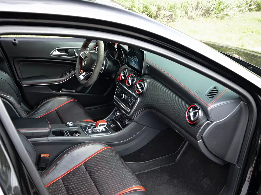 Mercedes-Benz A-Class AMG (Import) — фото 15