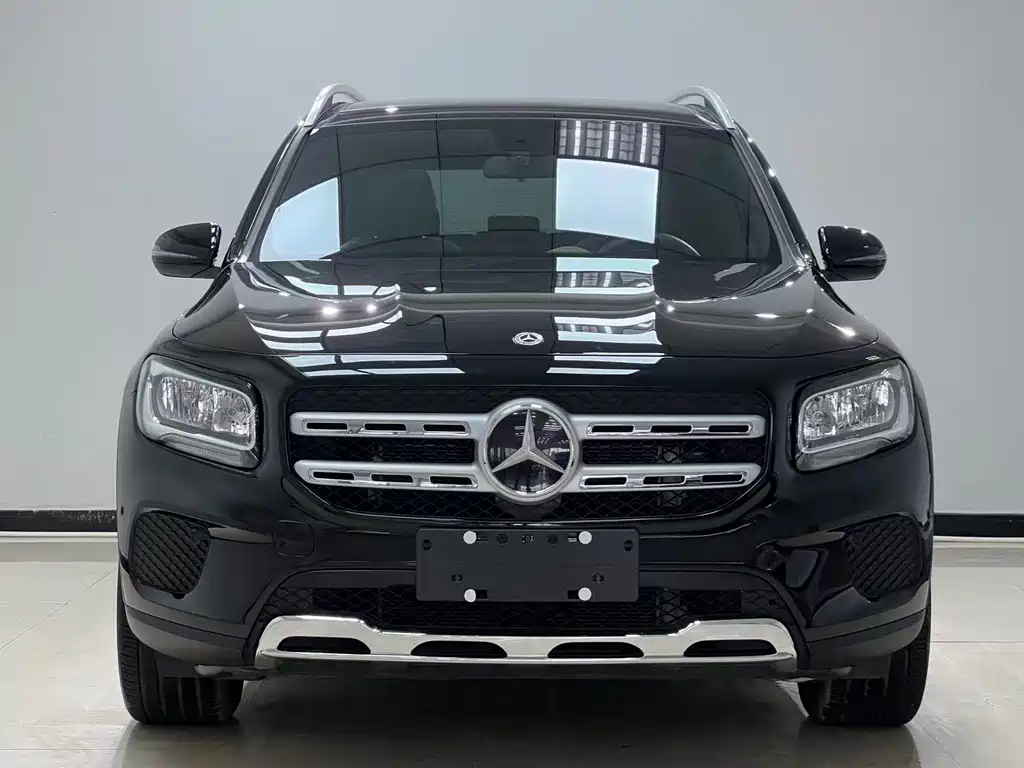 Mercedes-Benz GLB — фото 2