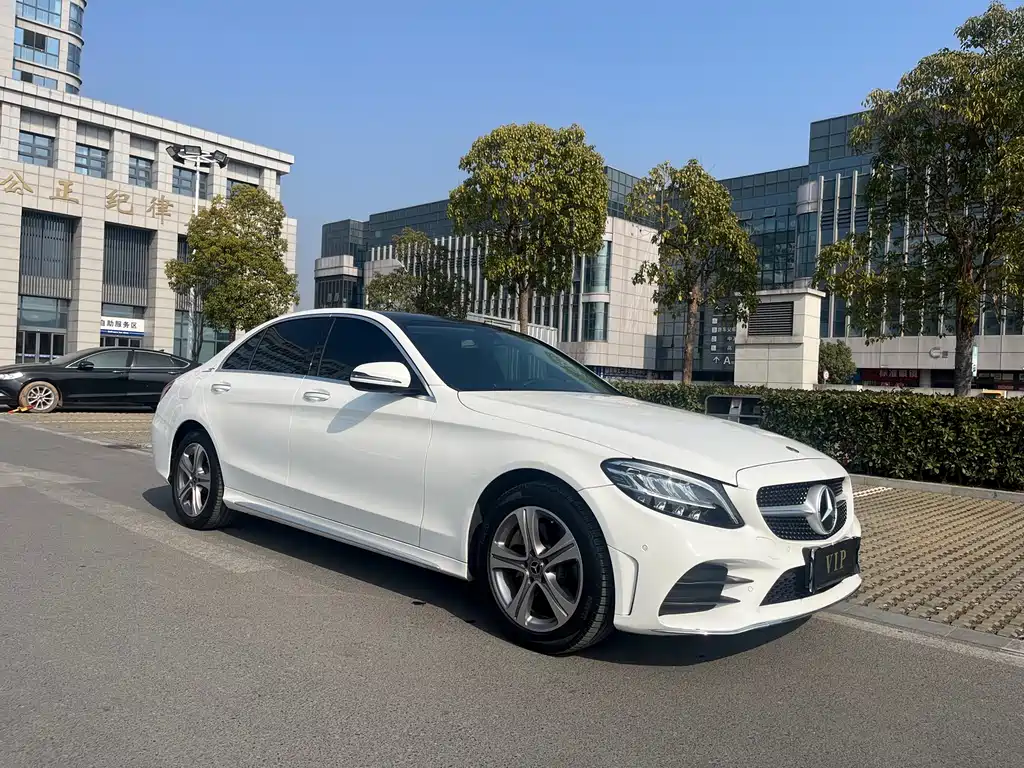 Mercedes-Benz C-Class — фото 3