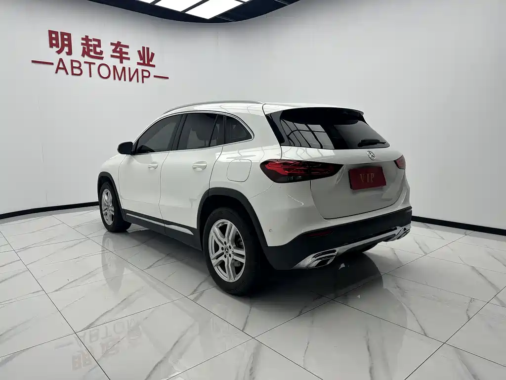 Mercedes-Benz GLA — фото 8