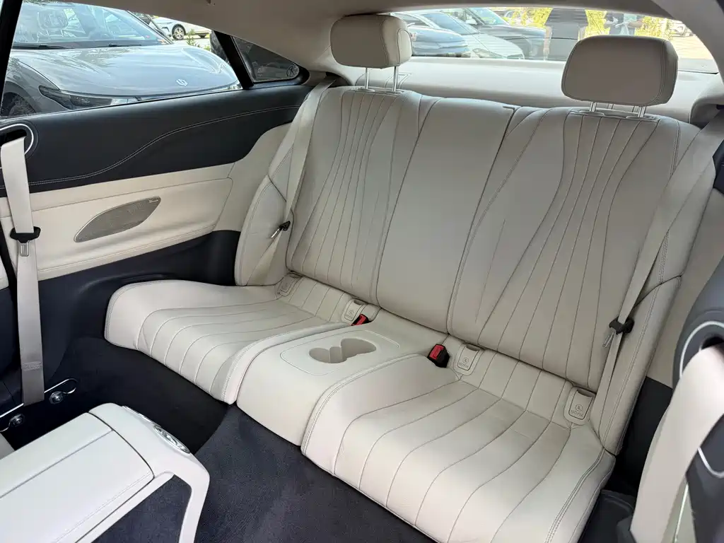 Mercedes-Benz E-Class (Import) — фото 8