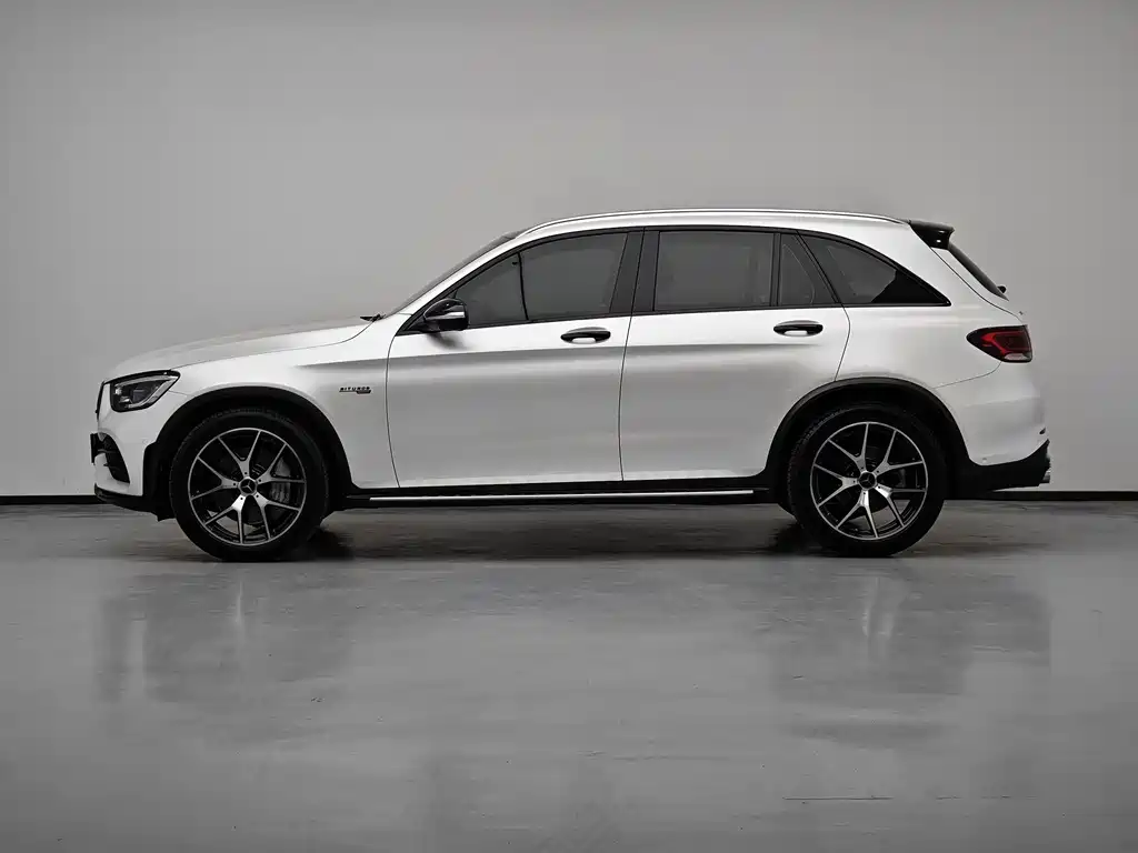 Mercedes-Benz GLC AMG — фото 17