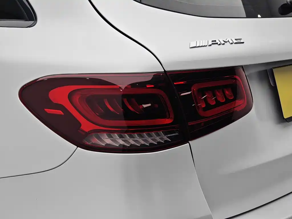 Mercedes-Benz GLC AMG — фото 7