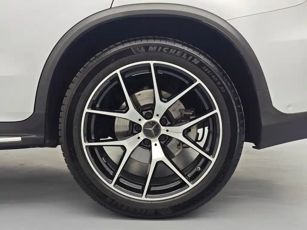Mercedes-Benz GLC AMG — фото 8