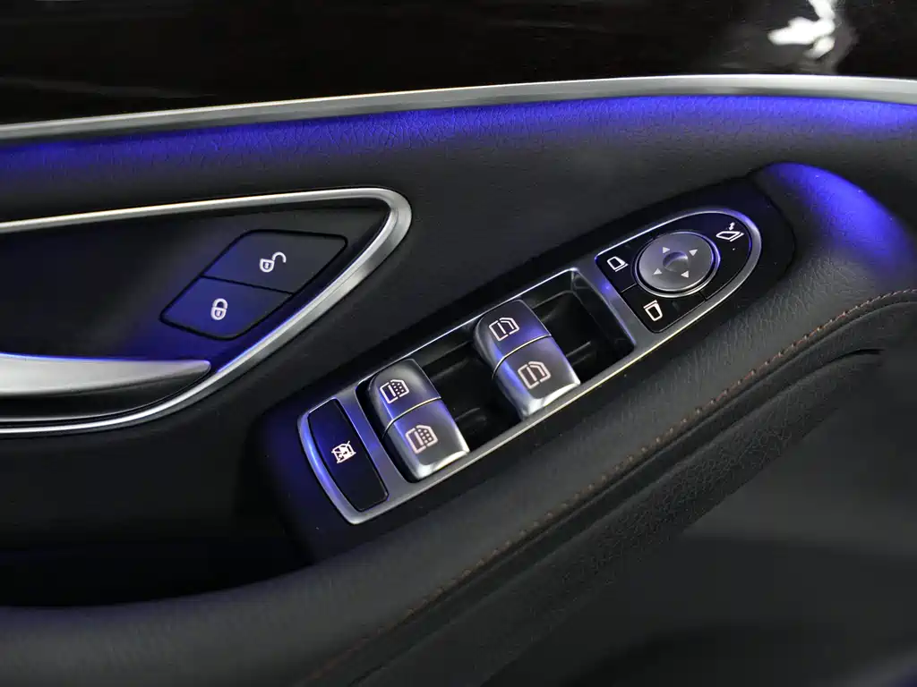 Mercedes-Benz S-Class — фото 13