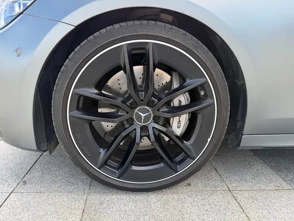 Mercedes-Benz E-Class AMG — фото 7