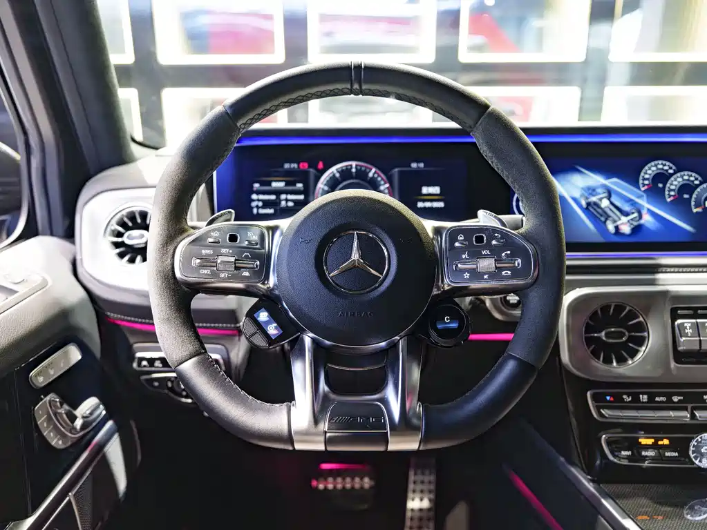 Mercedes-Benz G-Class AMG — фото 17