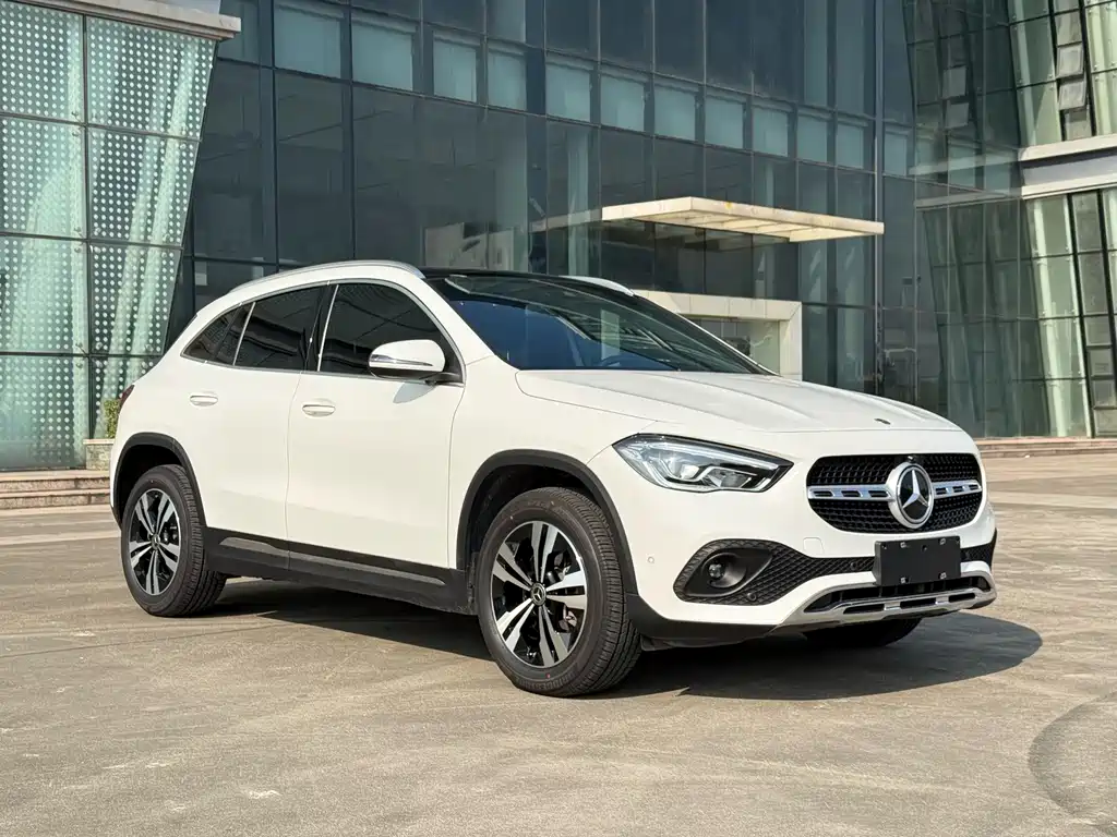 Mercedes-Benz GLA — фото 3