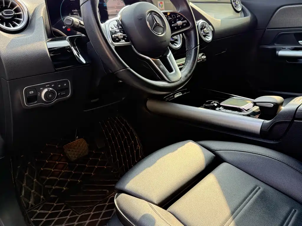 Mercedes-Benz GLA — фото 7