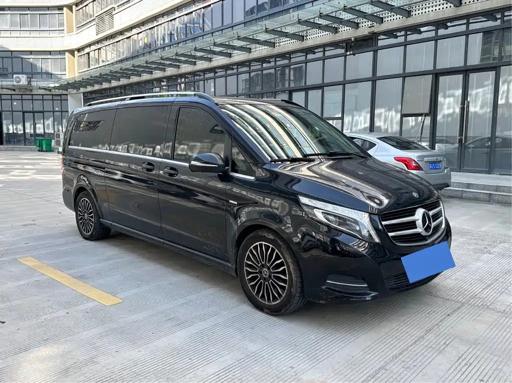 Mercedes-Benz V-Class — фото 3