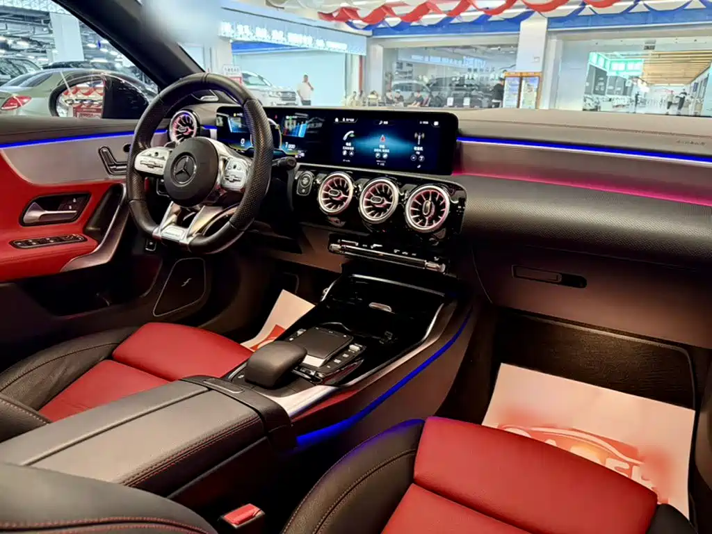 Mercedes-Benz A-Class AMG — фото 14