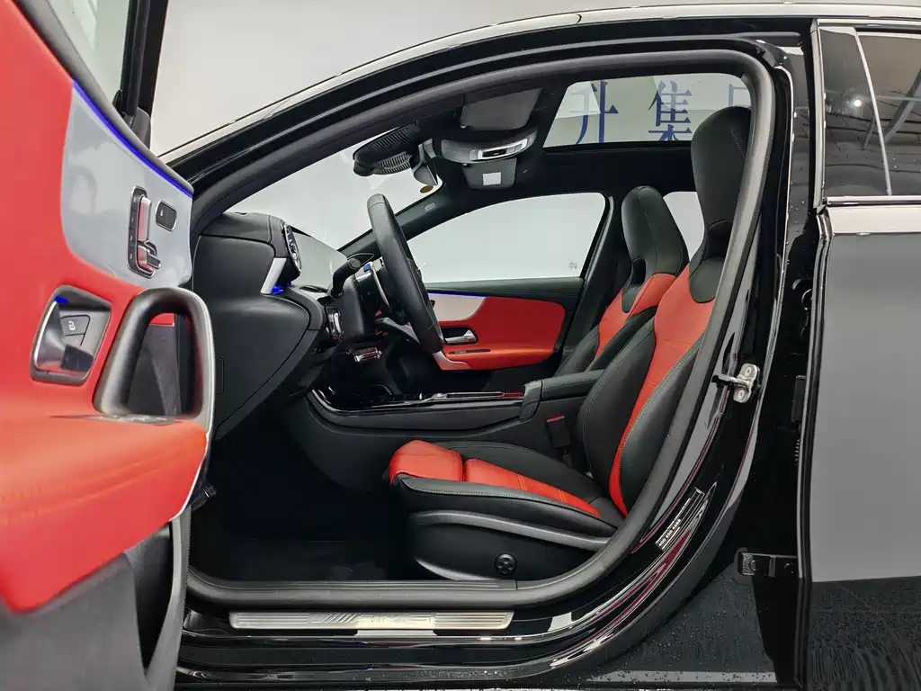 Mercedes-Benz A-Class AMG (Import) — фото 11