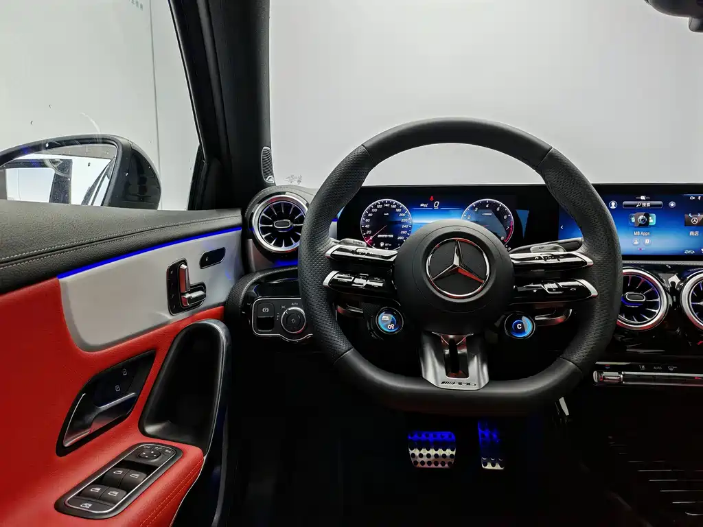 Mercedes-Benz A-Class AMG (Import) — фото 9