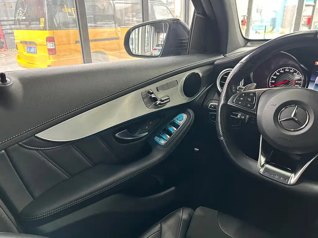 Mercedes-Benz GLC Coupe AMG — фото 15