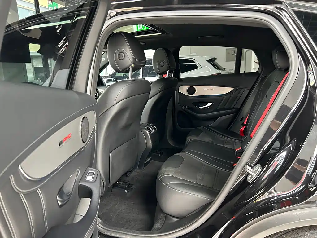 Mercedes-Benz GLC Coupe AMG — фото 20