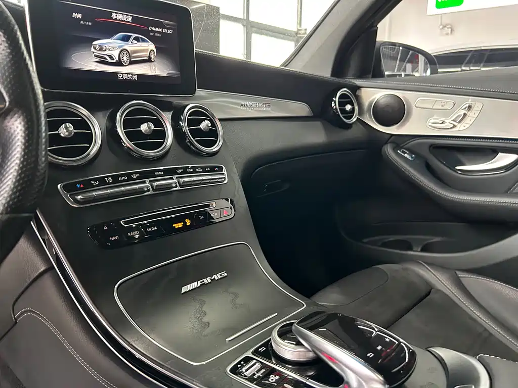 Mercedes-Benz GLC Coupe AMG — фото 24