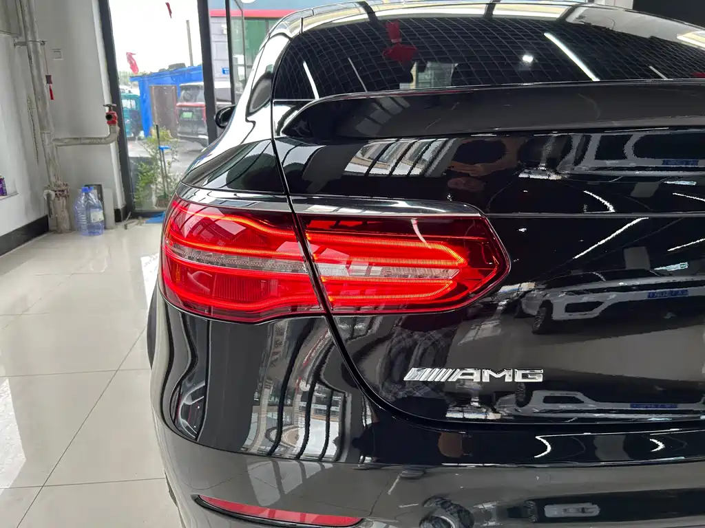 Mercedes-Benz GLC Coupe AMG — фото 37