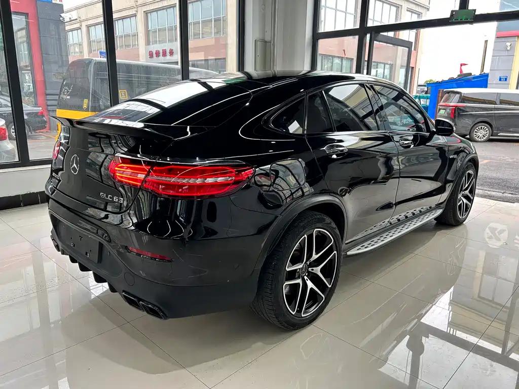 Mercedes-Benz GLC Coupe AMG — фото 7