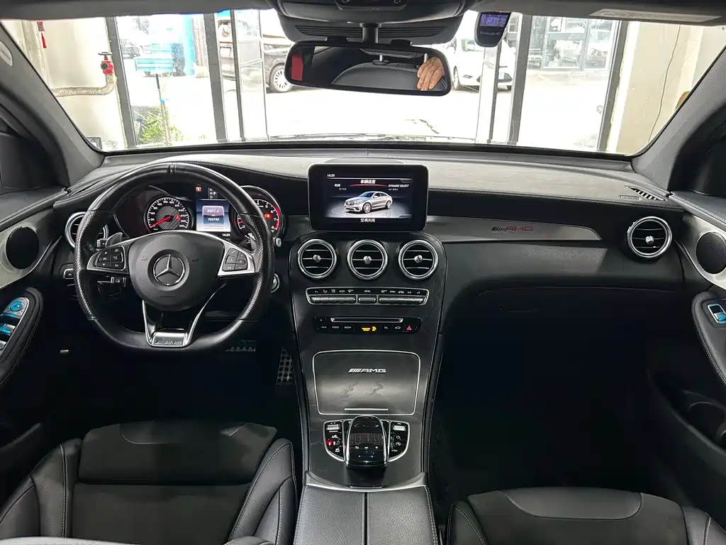 Mercedes-Benz GLC Coupe AMG — фото 9