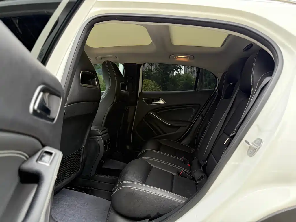 Mercedes-Benz GLA — фото 5