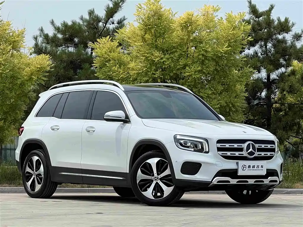 Mercedes-Benz GLB — фото 3