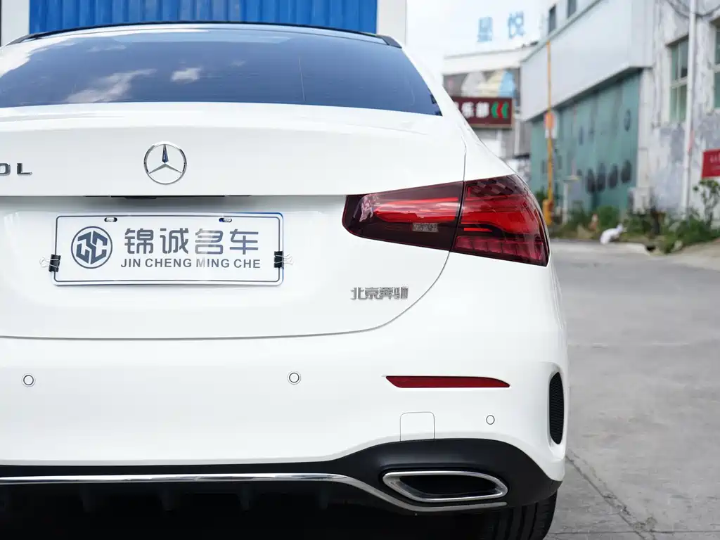 Mercedes-Benz A-Class — фото 15