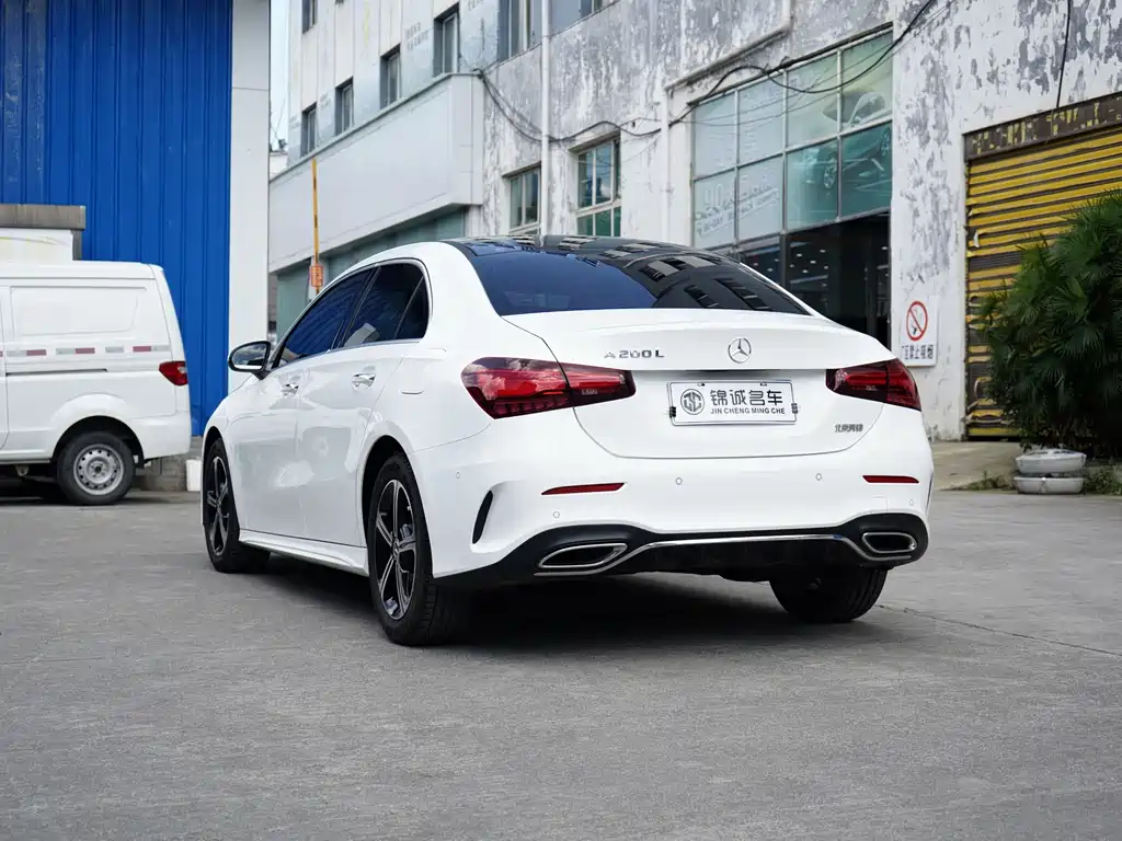 Mercedes-Benz A-Class — фото 7