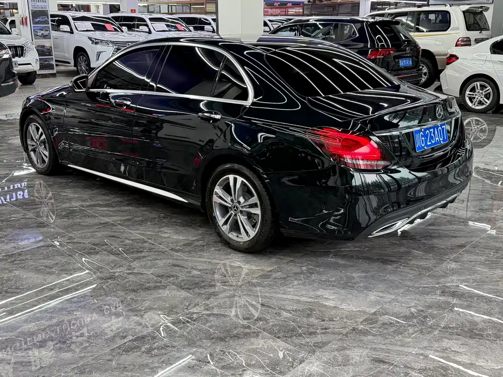 Mercedes-Benz C-Class — фото 6