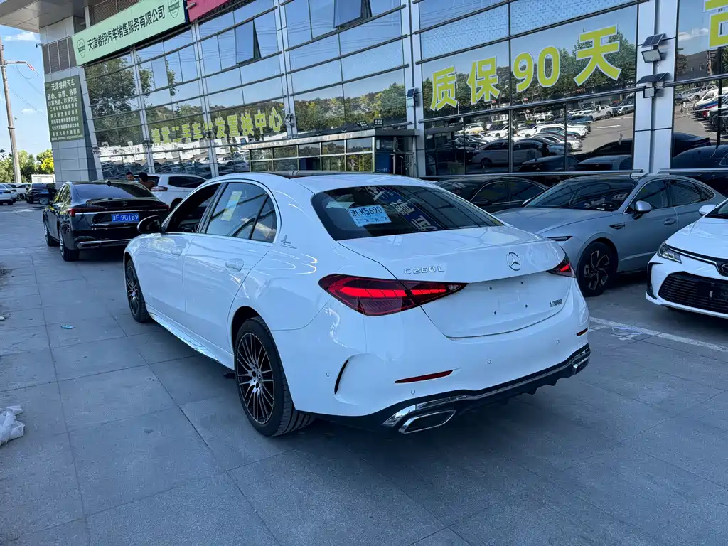 Mercedes-Benz C-Class — фото 15