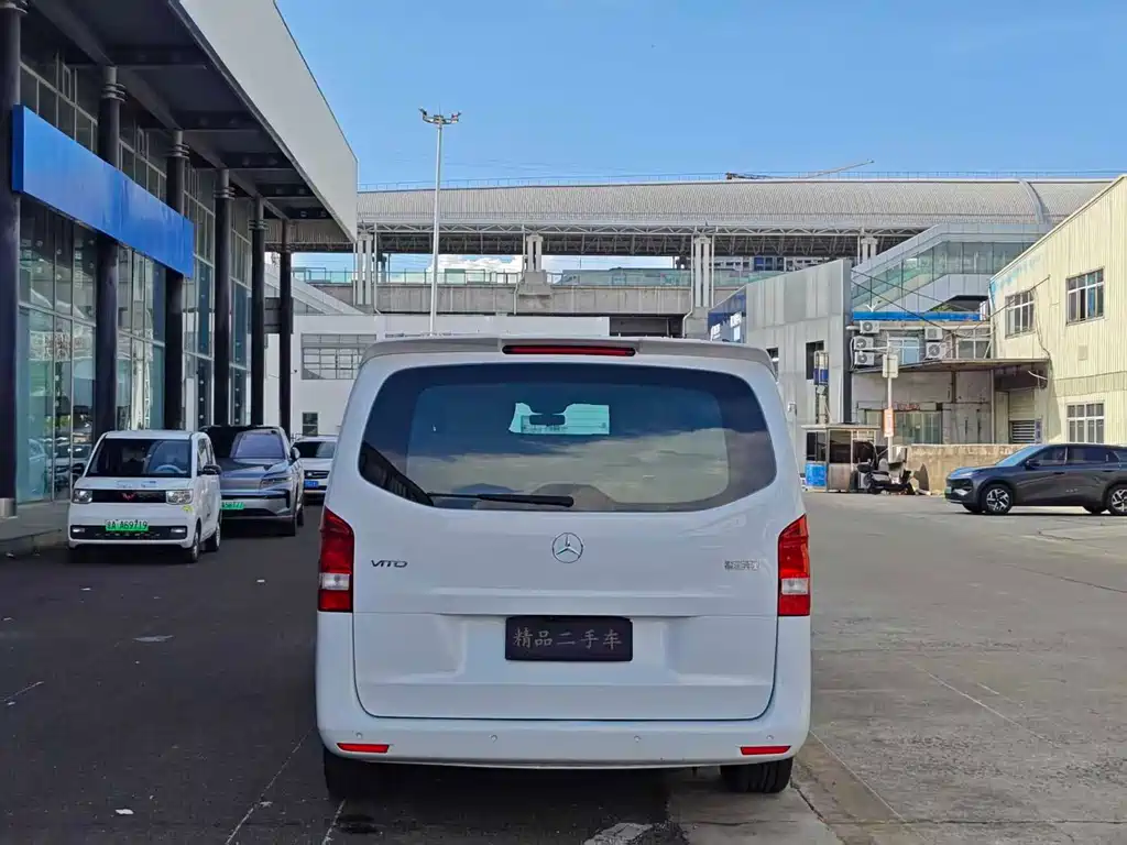 Mercedes-Benz Vito — фото 8