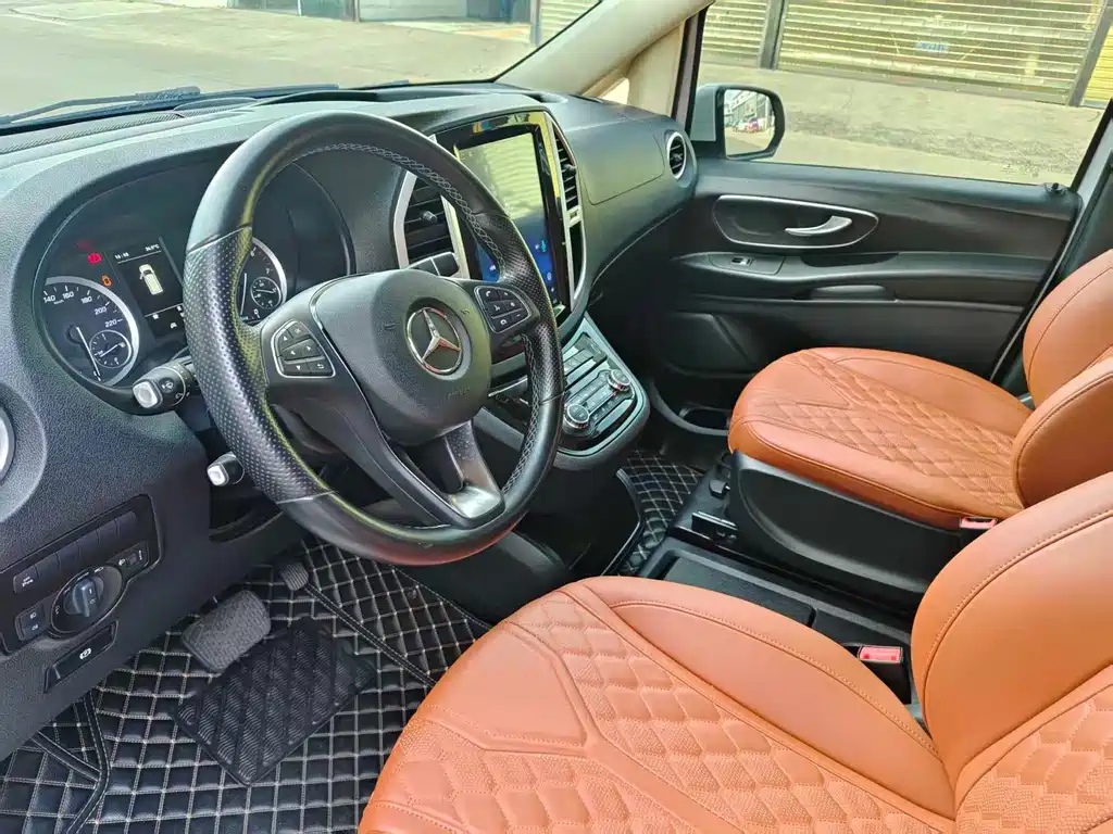 Mercedes-Benz Vito — фото 10
