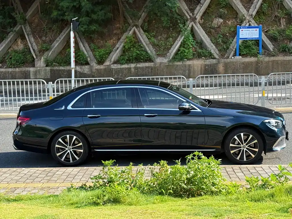 Mercedes-Benz E-Class New Energy — фото 5