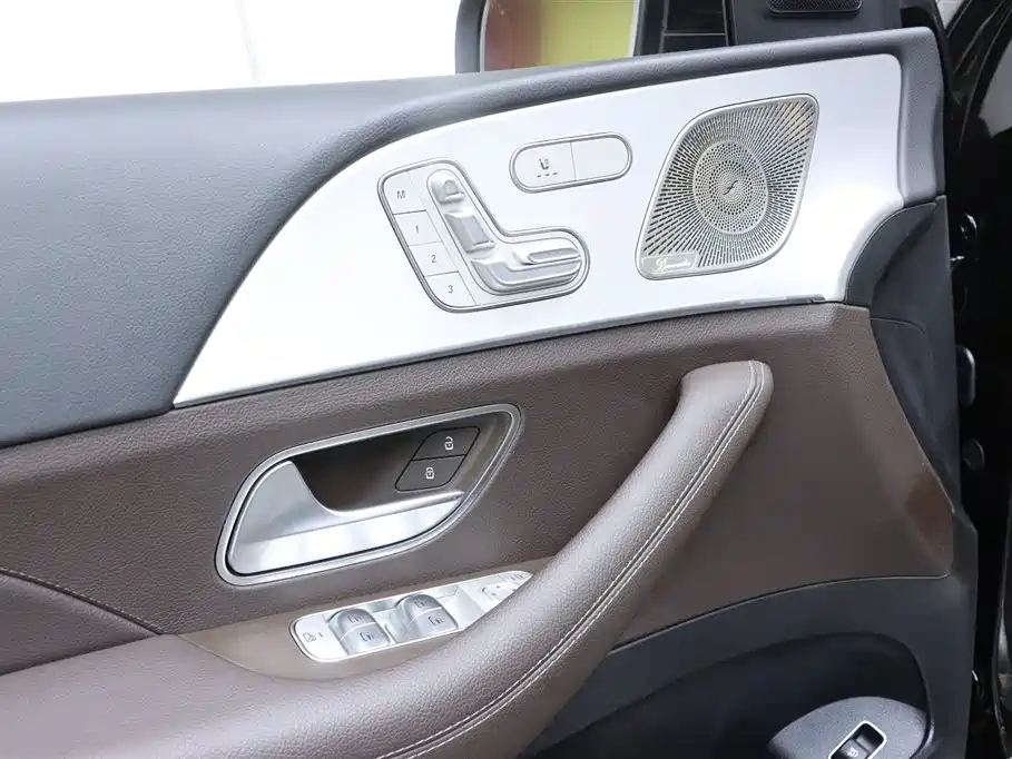 Mercedes-Benz GLE (Import) — фото 13