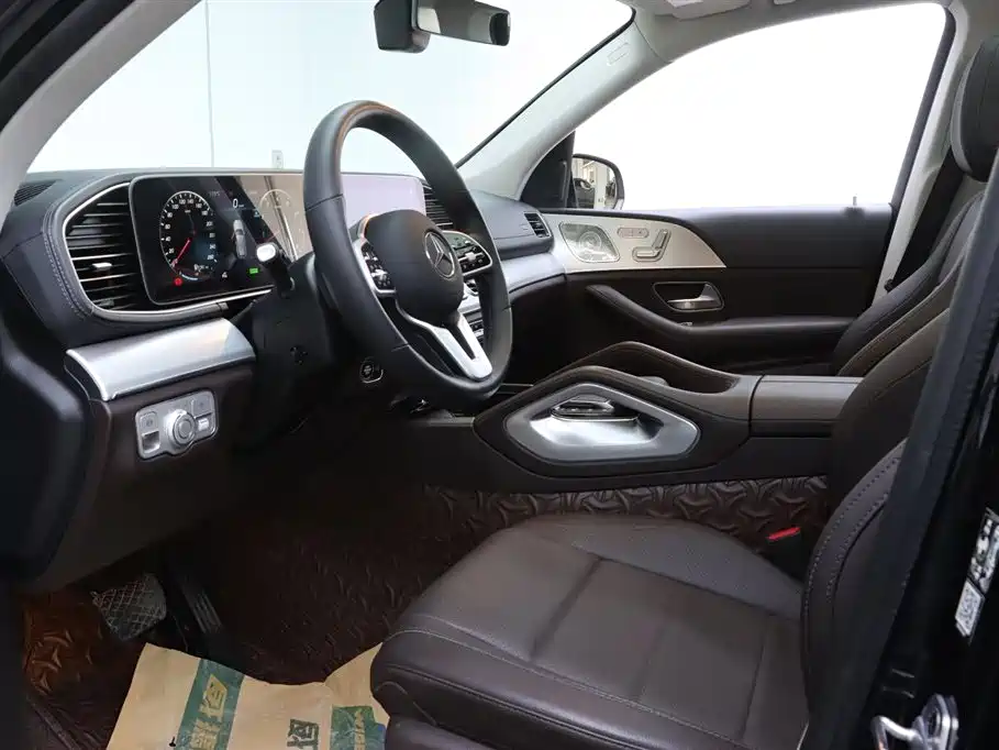 Mercedes-Benz GLE (Import) — фото 14