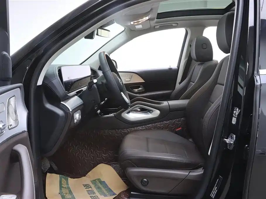 Mercedes-Benz GLE (Import) — фото 15