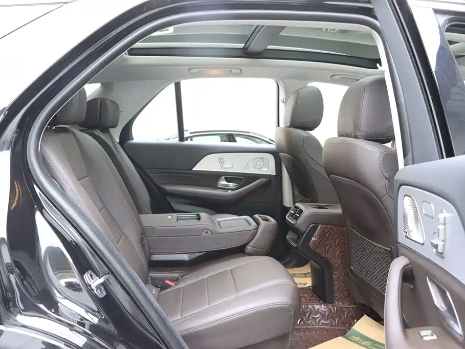 Mercedes-Benz GLE (Import) — фото 17