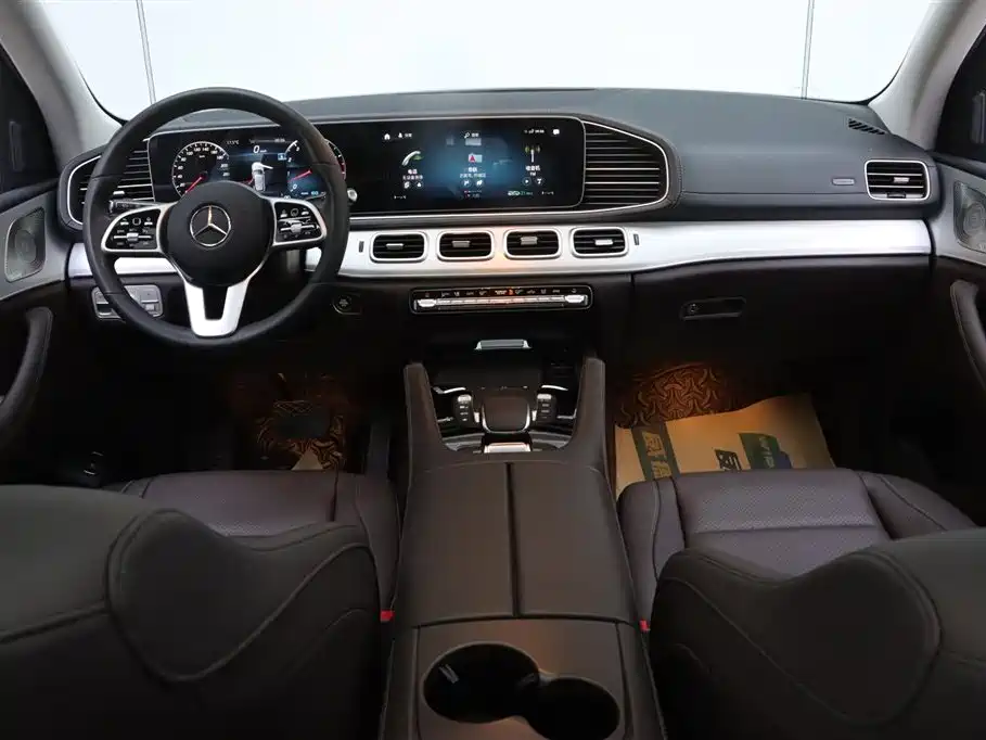 Mercedes-Benz GLE (Import) — фото 24